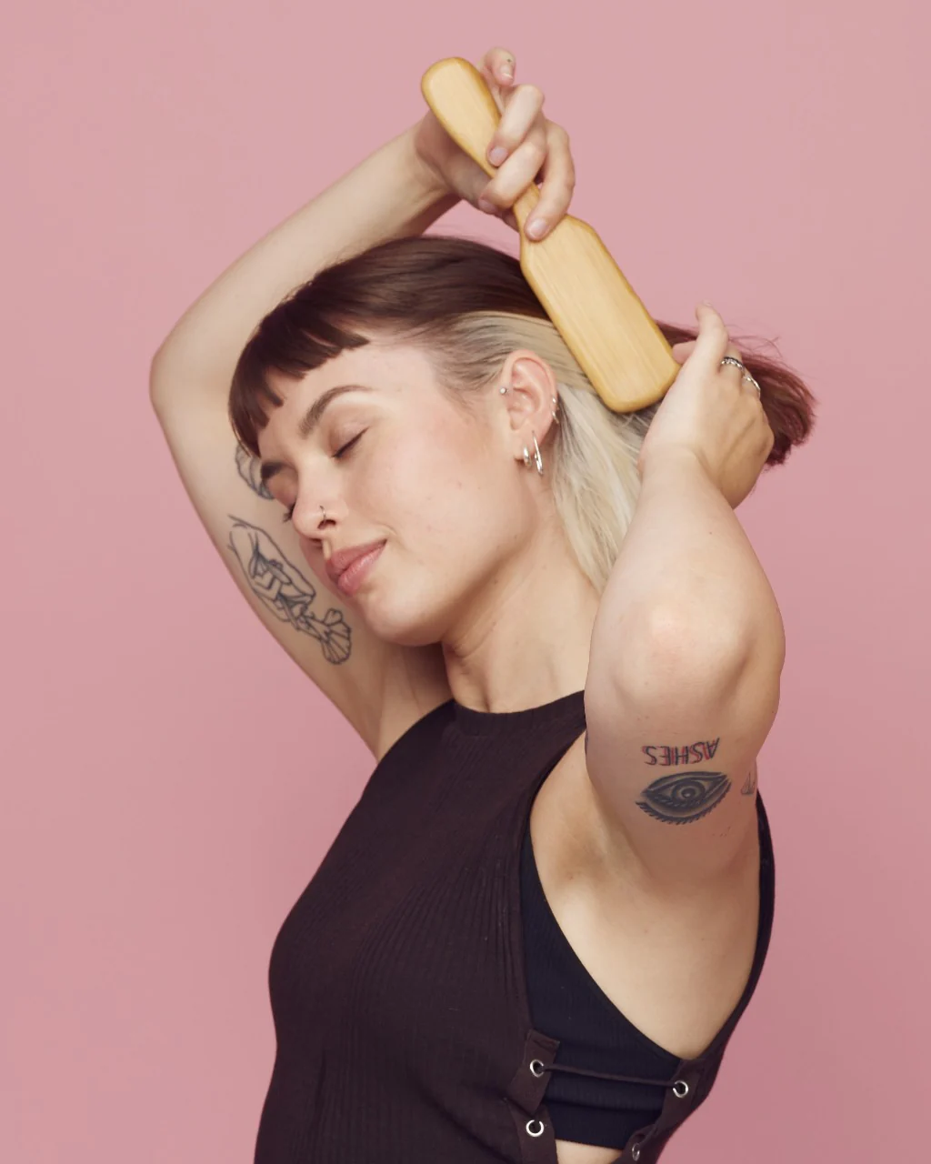 Bamboo Styling Brush - Image 4