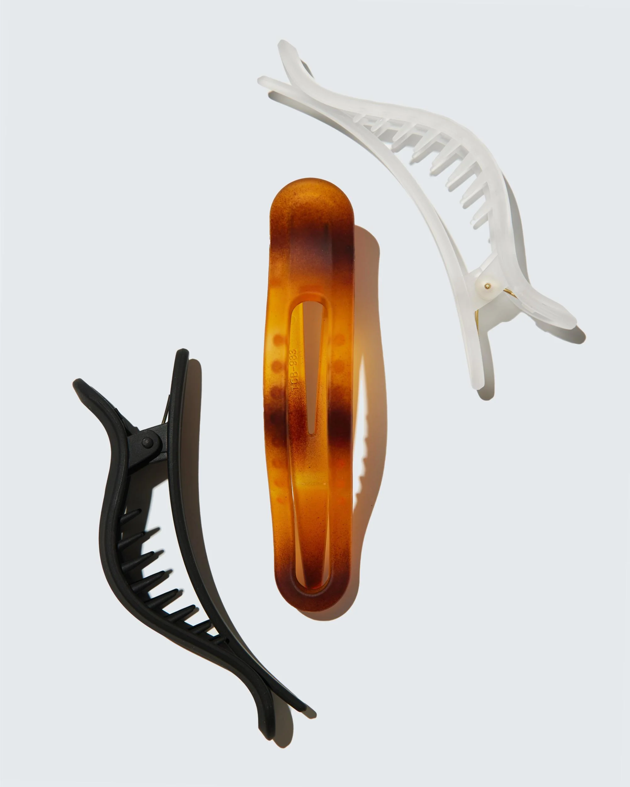 Small Flat Claw Hair Clips, 3-Pack, Amber/Black/Ivory - Image 4
